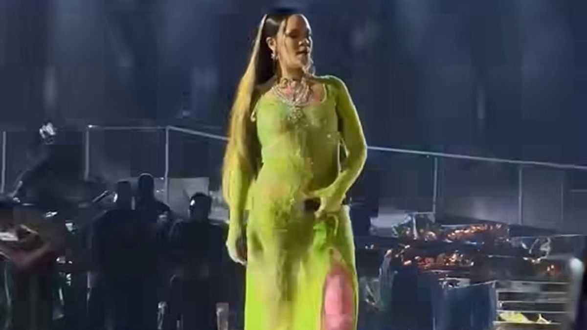 Singer Rihanna Performs At Ambanis Pre Wedding Bash Ritz