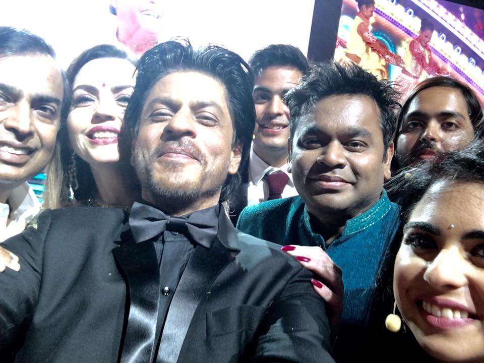 SRK, ARR at Jio launch | RITZ