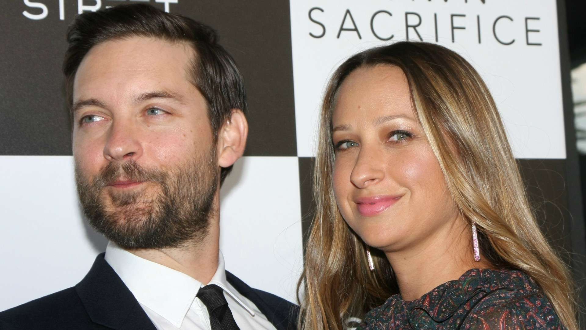 Tobey Maguire, Jennifer Meyer Split | RITZ