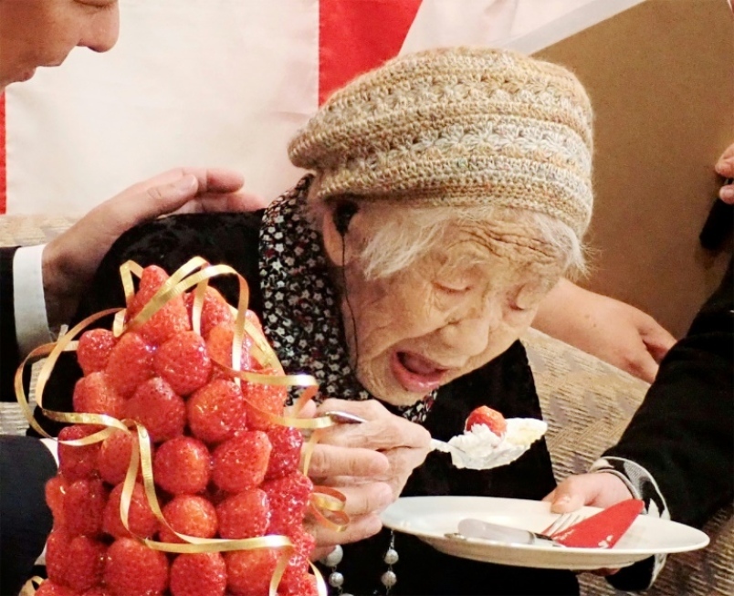 World S Oldest Woman RITZ   Worlds Oldest Woman 