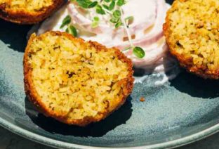 4) Bannur mutton pulao arancini with yoghurt onion rings – Kalanamak